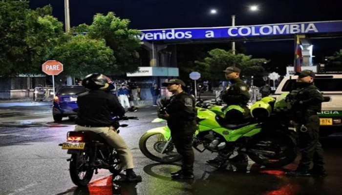 كولومبيا تعزز انتشار قواتها على الحدود مع فنزويلا وسط مخاوف من تدفق لاجئين 