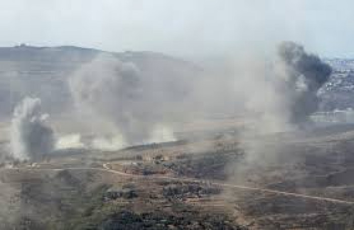 مسيرة إسرائيلية تستهدف حفارة جنوبي لبنان 