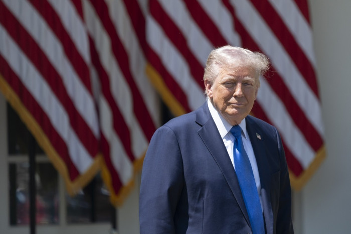 ترامب يخطط لزيادة ميزانية الدفاع الأمريكية 50% 