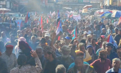 حشود الجنوب تقول كلمتها.. رفض للعدوان وتفويض للقيادة السياسية