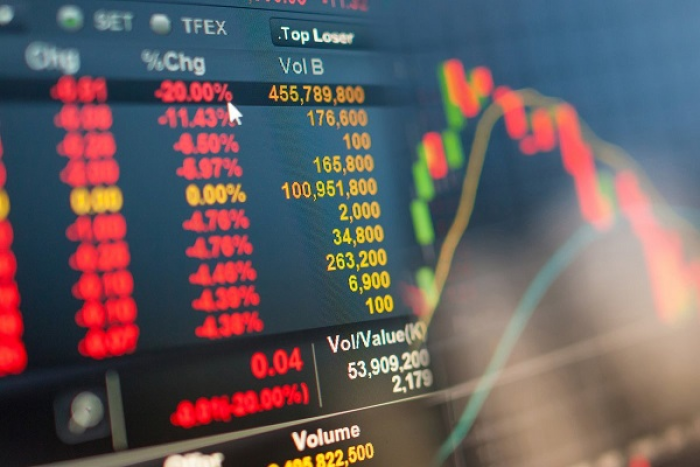 وول ستريت تلامس مستويات تاريخية جديدة بدعم من تقرير الوظائف 