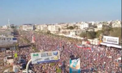 مليونية "العروض" ترفض المساس بـ"الانتقالي" أو القفز على شرعيته