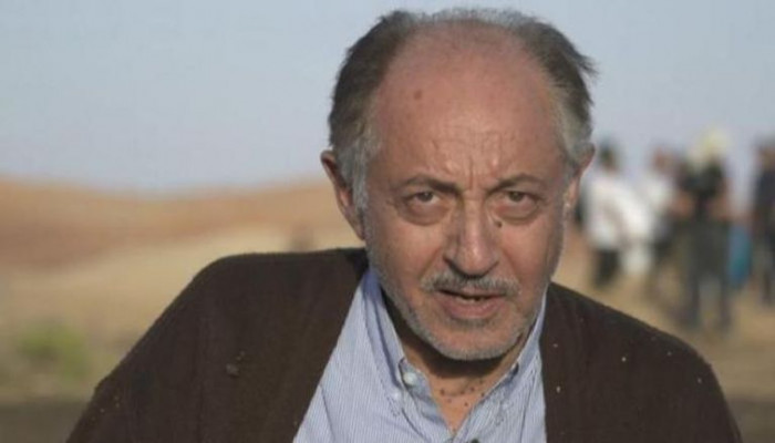 تعرض الفنان عبد العزيز مخيون لوعكة صحية ونقله للمستشفى 