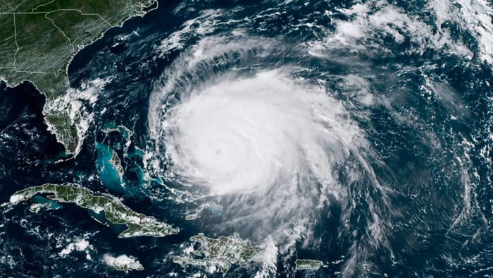 عاصفة شتوية كبرى تودي بعشرة أشخاص على الأقل في الولايات المتحدة 