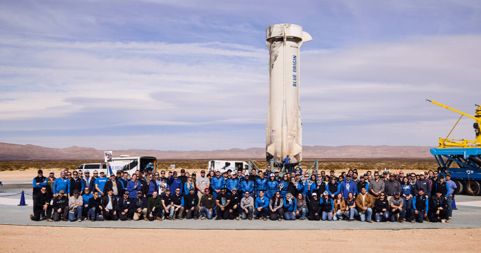 بلو أوريجن تقتحم سوق الإنترنت الفضائي لمنافسة سبيس إكس 