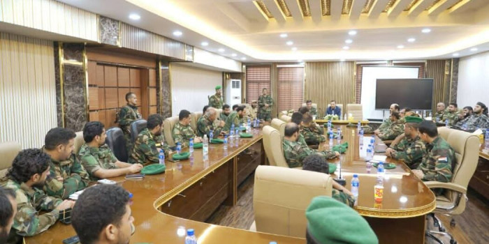 اللجنة الأمنية في العاصمة عدن تبحث رفع مستوى الجاهزية اللجنة الأمنية في العاصمة عدن تبحث رفع مستوى الجاهزية