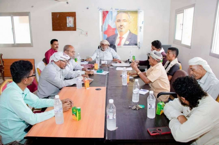 انتقالي غيل باوزير يدين مصادرة السلطة المحلية بحضرموت لحقوق المواطنين انتقالي غيل باوزير يدين مصادرة السلطة المحلية بحضرموت لحقوق المواطنين