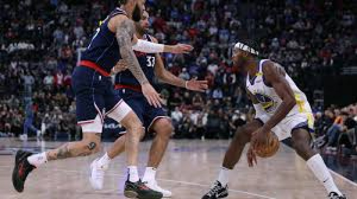 كافاليرز يسحق ليكرز ليحقق انتصاره الخامس تواليا بدوري السلة الأمريكي