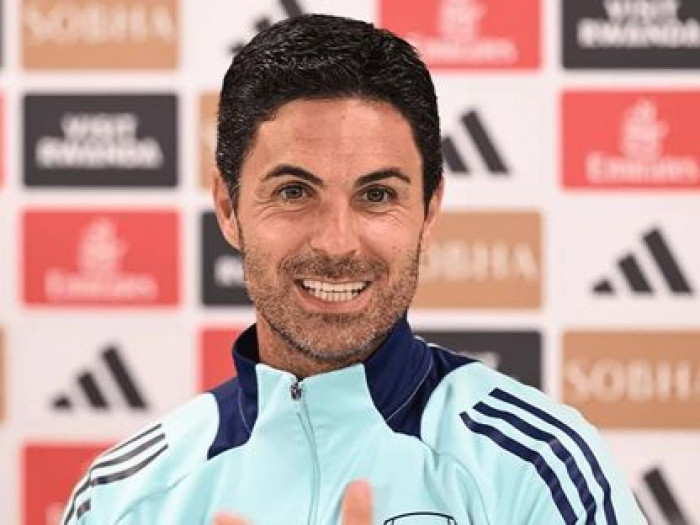 أرتيتا مدرب أرسنال يتجاهل ضغوط اللقب قبل مواجهة مضيفه ليدز العنيد 