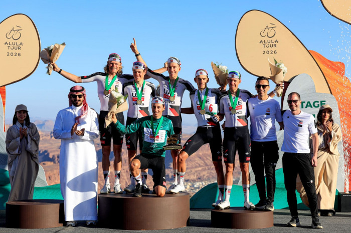 "الإمارات للدراجات" يتألق في طواف العلا وتشالنج مايوركا