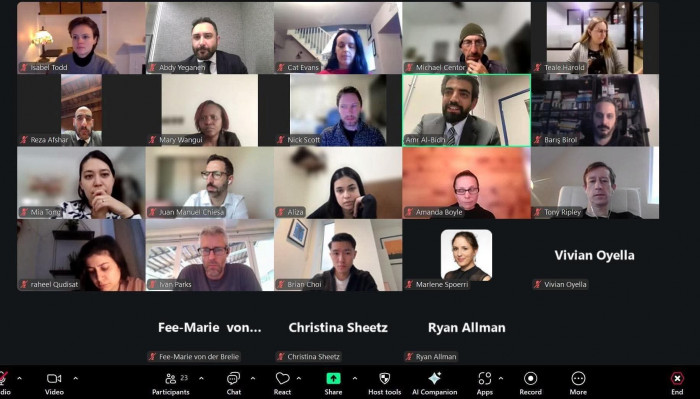 بدأ عمرو البيض ، الممثل الخاص لرئيس المجلس الانتقالي الجنوبي للشؤون الخارجية، اليوم الأربعاء، زيارته إلى العاصمة البريطانية، لندن.. واستعرض خلال إحاطة الاستراتيجية الدبلوماسية للمجلس الانتقالي الجنوبي للمرحلة المقبلة، مؤكدًا استمرار انخراط المجلس على الساحة الدولية. جنوبيون نجدد الثوره من ردفان الجنوب دولتنا وعيدروس رئيسنا المشهد العربي للتفاصيل. اقرأ المزيد من المشهد العربي 