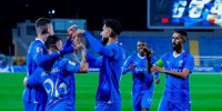 الهلال يتخطى الاتفاق ويبتعد في صدارة الدوري السعودي