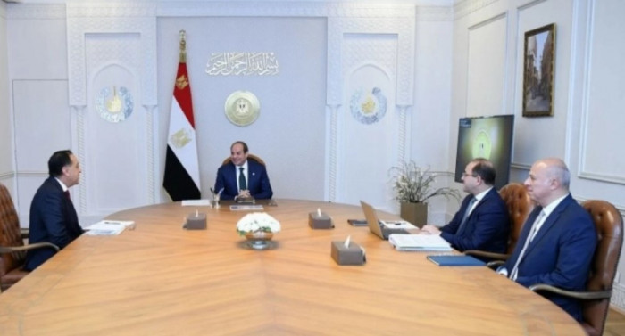 قبل رمضان.. السيسي يوجه بحزمة حماية اجتماعية جديدة للمصريين 