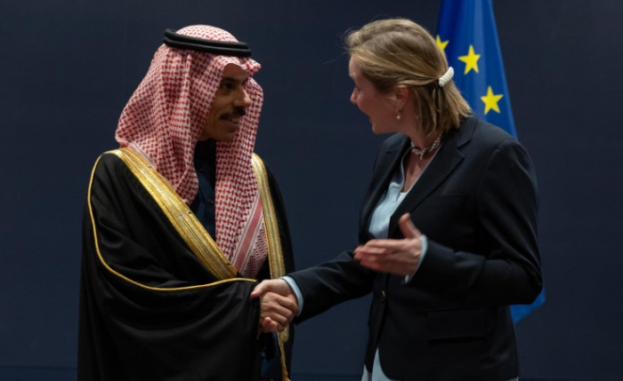 السعودية والاتحاد الأوروبي يبحثان تعزيز التعاون المشترك 
