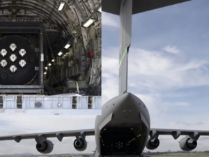 تمهيداً لاختباره.. البنتاجون يعلن نقل مفاعلاً نووياً متطوراً