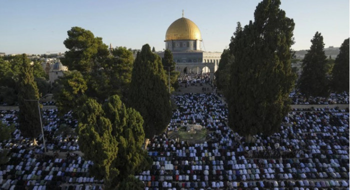 إسرائيل تمنع الأوقاف الفلسطينية من تجهيز المسجد الأقصى لاستقبال شهر رمضان إسرائيل تمنع الأوقاف الفلسطينية من تجهيز المسجد الأقصى لاستقبال شهر رمضان