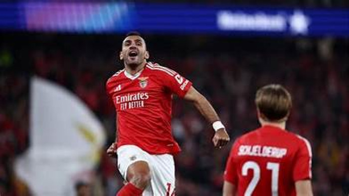 بنفيكا يساند لاعبه بريستياني بعد مزاعم عن توجيه إساءة عنصرية لفينيسيوس بنفيكا يساند لاعبه بريستياني بعد مزاعم عن توجيه إساءة عنصرية لفينيسيوس