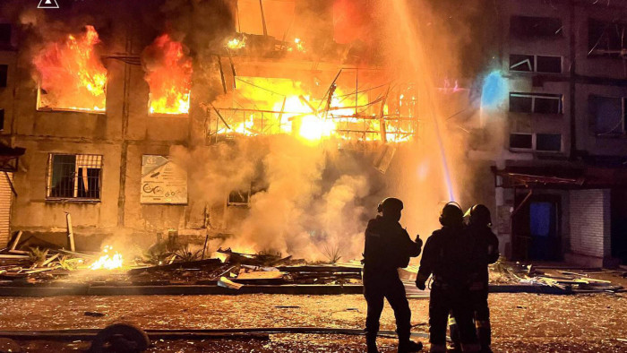 ثلاثة قتلى بضربات روسية في أنحاء أوكرانيا ثلاثة قتلى بضربات روسية في أنحاء أوكرانيا