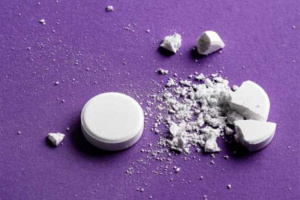 "الدواء المصرية" تحذر من "كسر" الأقراص الدوائية