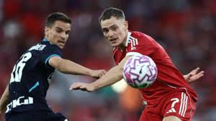 فيرتس خارج الحسابات وقلق في ليفربول وسط غموض موعد عودته