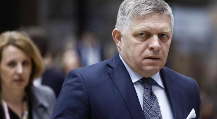 رئيس الوزراء السلوفاكي يتهم زيلينسكي بالكذب بشأن "دروجبا"