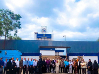 أعضاء عمومية الانتقالي يواصلون وقفاتهم الاحتجاجية للأسبوع الثاني