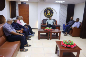 أمين الانتقالي يطلع على الأوضاع السياسية والأمنية في حضرموت