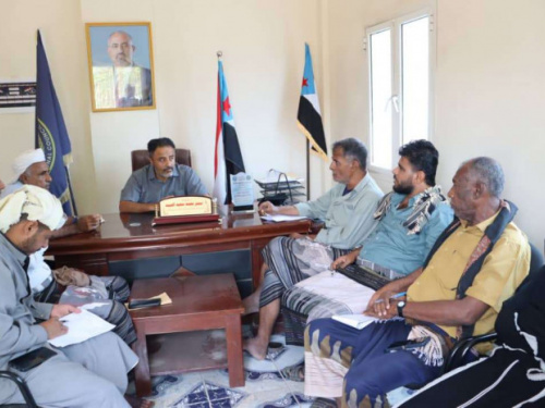 انتقالي أبين يؤكد الاصطفاف الوطني خلف الرئيس الزُبيدي