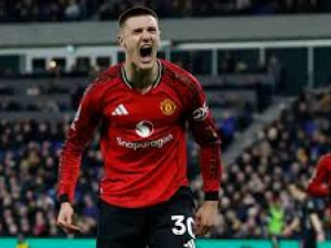 بورنموث وبرينتفورد في الدوري الإنجليزي.. الموعد والقنوات الناقلة