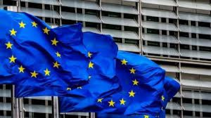 الاتحاد الأوروبي يعلن وقوفه بجانب أعضائه بوجه أي تهديد 