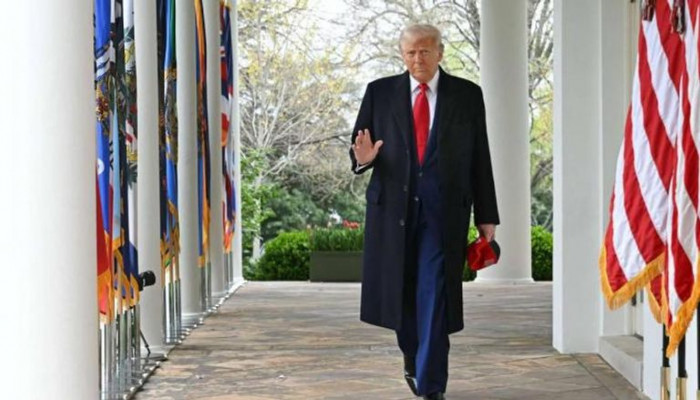 ترامب يتعهد بالثأر لقتلى الجيش الأمريكي 