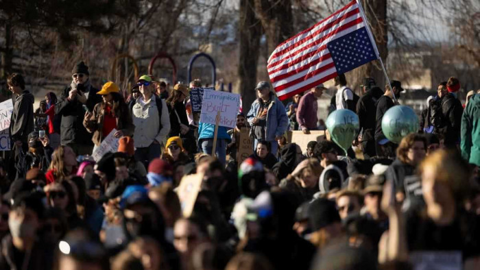 9 آلاف أمريكي يغادرون الشرق الأوسط 