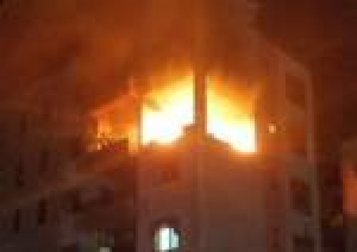 غارات إسرائيلية على مخيم البداوي للاجئين الفلسطينيين بلبنان 