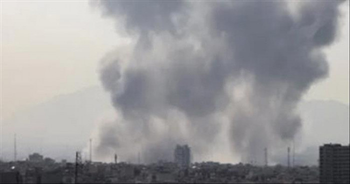 هجوم إسرائيلي "واسع النطاق" على طهران وإيران تعلن قصف قلب تل أبيب