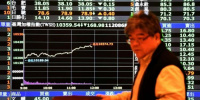 الأسهم اليابانية تتكبد أقسى خسارة أسبوعية منذ عام