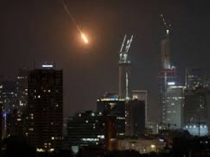 موجة صواريخ إسرائيلية جديدة على البنى التحتية لطهران