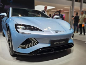 "بي واي دي" تستعد للكشف عن تقنيات "ثورية"