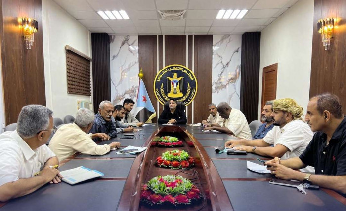 انتقالي عدن يناقش ترتيبات اللقاء الموسع للقيادة المحلية المقرر غدا