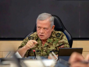 عاهل الأردن يؤكد ضرورة الاستعداد لأي طارئ