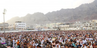 صلاة العيد في عدن.. رسائل الاصطفاف وتجديد العهد الشعبي
