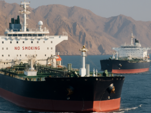 "موانئ" تطلق مبادرة لدعم السفن في الخليج بخدمات لوجستية