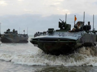 مع قرب انتهاء مهلة ترامب.. آلاف "المارينز" يصلون الشرق الأوسط الجمعة