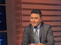 اليافعي: يهاجمون الانتقالي بينما يلاحقون عناصره لاستقطابهم