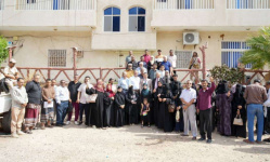 وقفة احتجاجية لكوادر أمانة الانتقالي تطالب بفتح مقارها في عدن