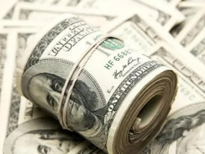 صعود مؤشر الدولار وسط ترقب لتوترات الشرق الأوسط