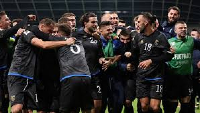 كوسوفو على بعد مباراة واحدة من تحقيق حلم التأهل إلى كأس العالم كوسوفو على بعد مباراة واحدة من تحقيق حلم التأهل إلى كأس العالم