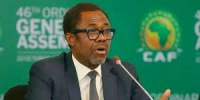 استقالة الأمين العام للكاف وسط فترة مضطربة للكرة الأفريقية