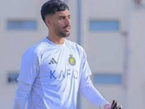 إصابة البوعينين حارس النصر السعودي بقطع في الرباط الصليبي