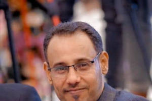 الجنيدي: محافظ عدن يهددني بالحبس إن لم أتوقف عن الكتابة