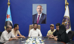 خارجية الانتقالي تشيد بالتحركات الشعبية لحماية مقرات المجلس